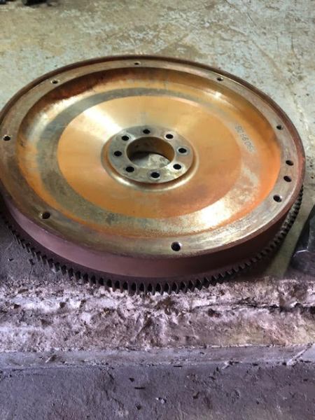 Remplazo de corona en motobomba Cummins y motobomba Doosan en la empresa FALABELLA.